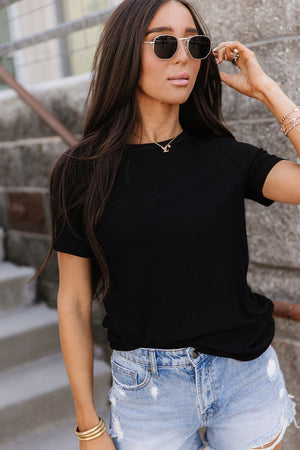 Ribbed Lulu Tee - Noir - STB Boutique