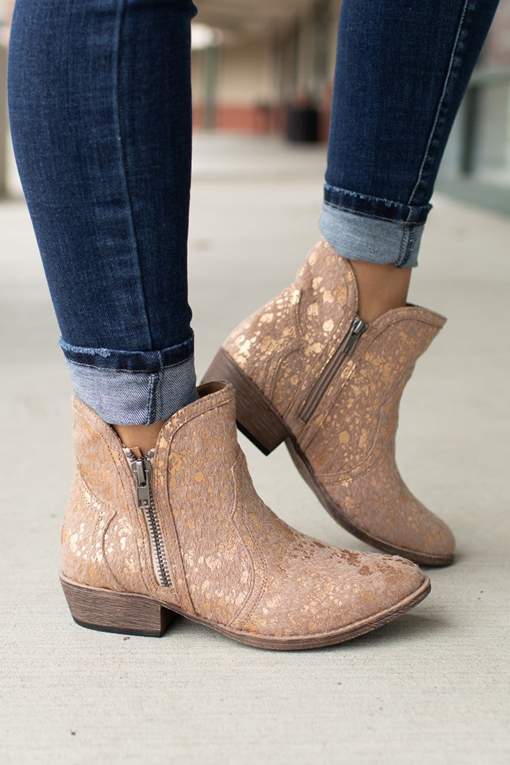 Rose Gold Very G Zayla Ankle Boot (6-11)