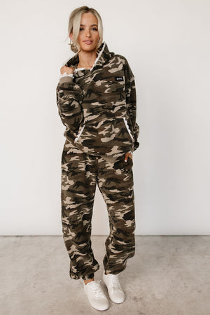 Comfort Zone Joggers - Camo Lace - STB Boutique