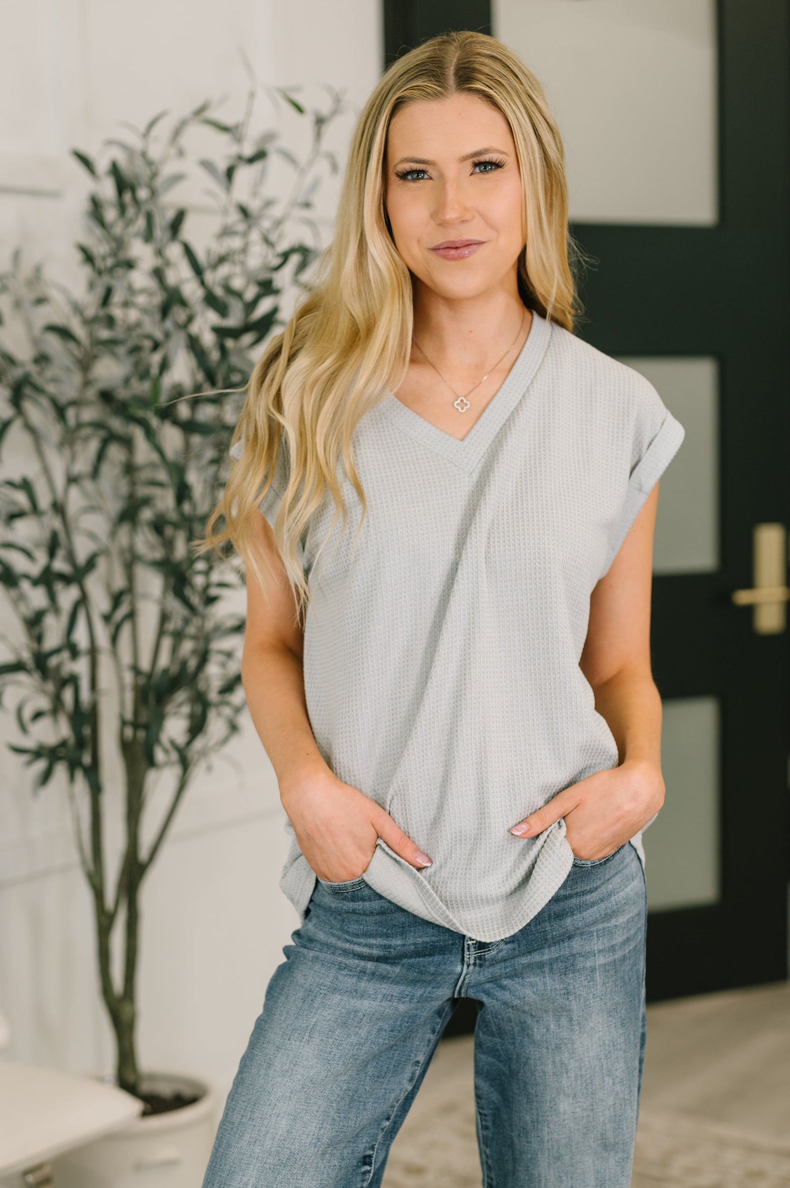 Classic Timeless V-Neck Tee in Pearl Grey (SM-3X)