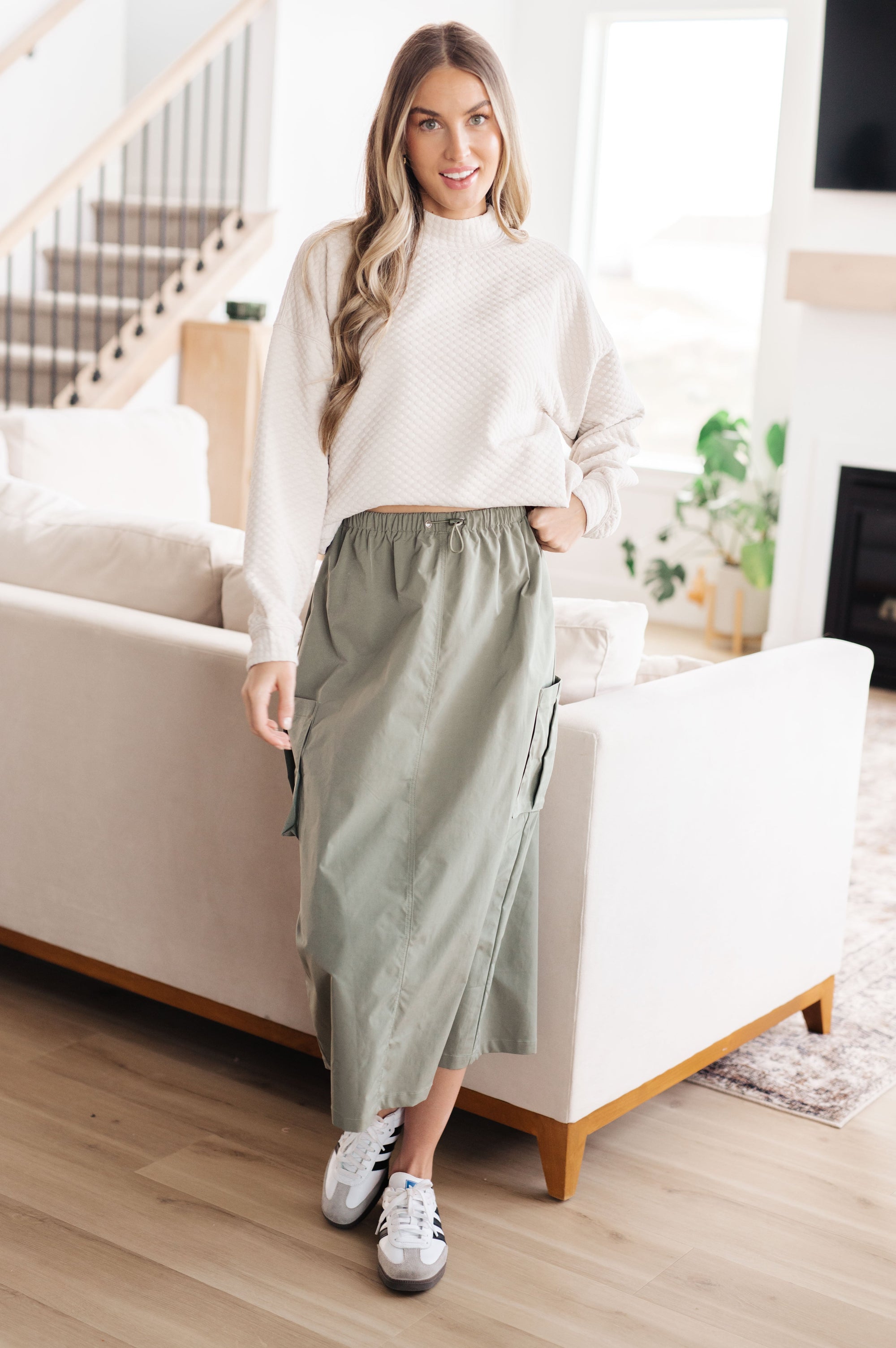 Don't Change Anything Mock Neck Pullover (SM-3X)