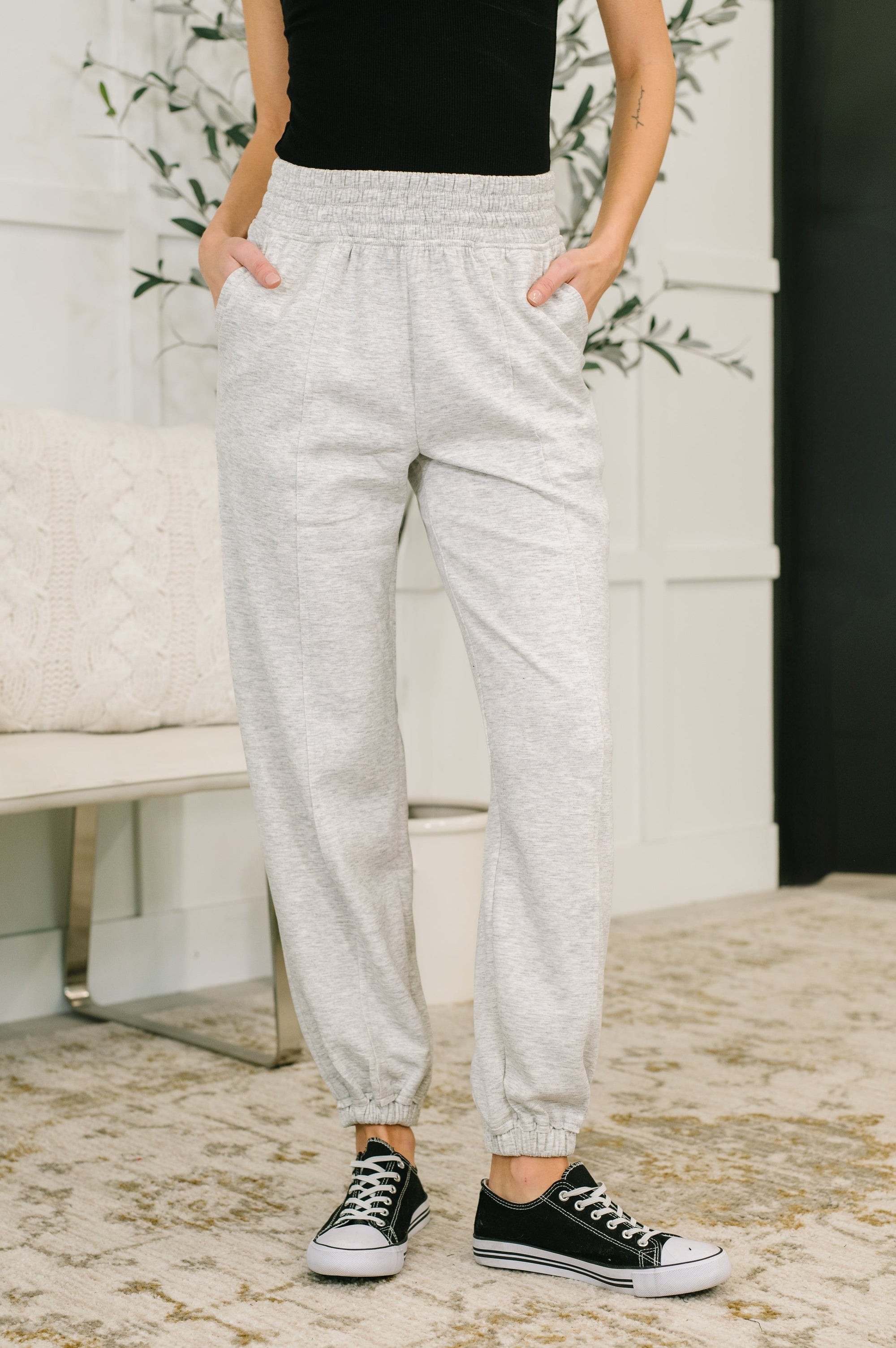 Every Second, Every Hour Jogger Bottoms in Heather Grey (SM-3X)
