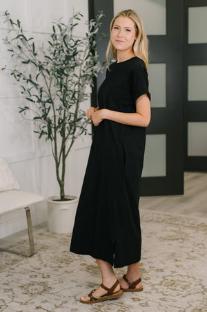 Fix You Right Up Short Sleeve Midi Dress in Black (SM-3X) - STB Boutique