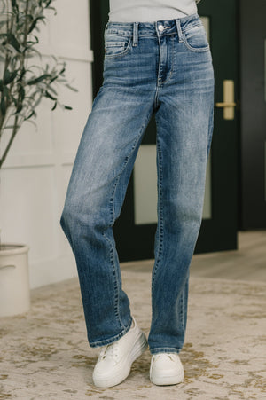 Judy Blue Holly Mid Rise Straight (0-24)