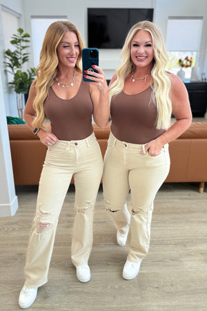 Judy Blue Selena High Rise Distressed 90's Straight Jeans in Bone (0-24