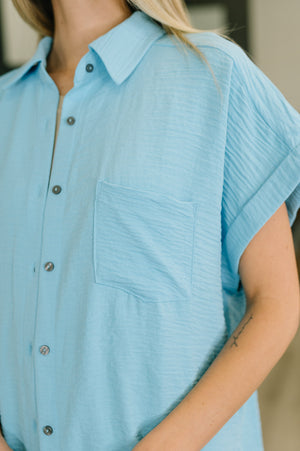 Keep Up Collared Button Down in Sky Blue (SM-3X)