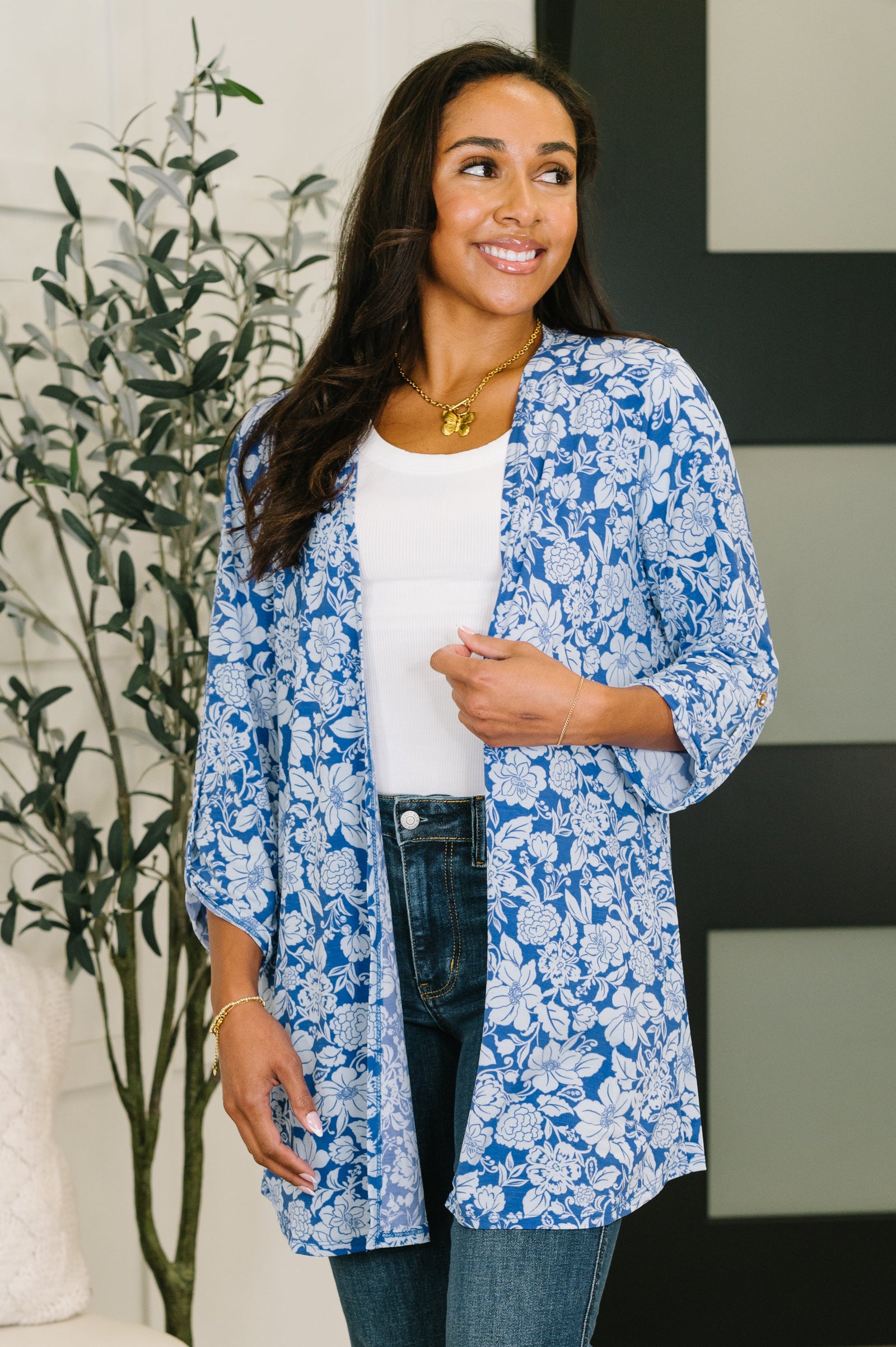 Lizzy Cardigan in Blue and White Floral (SM-3X) - STB Boutique