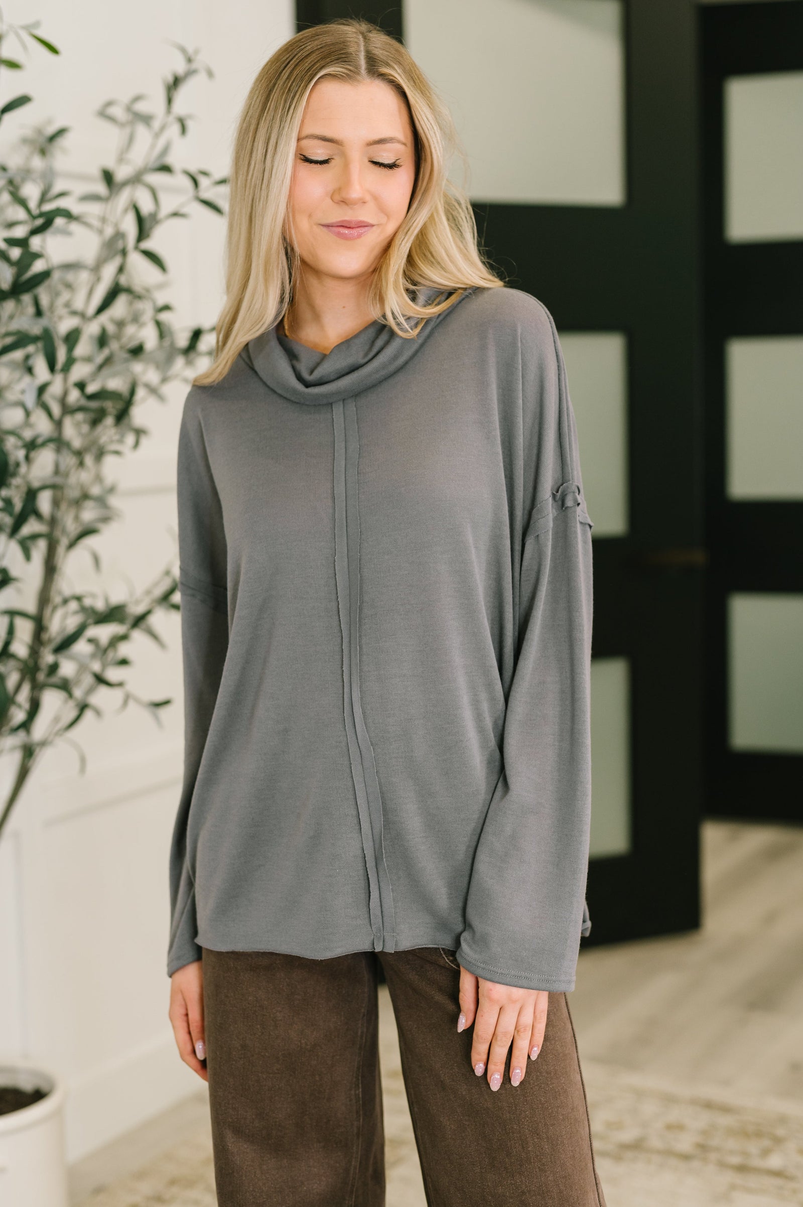 Metro Flow Center Seam Turtleneck (SM-3X)
