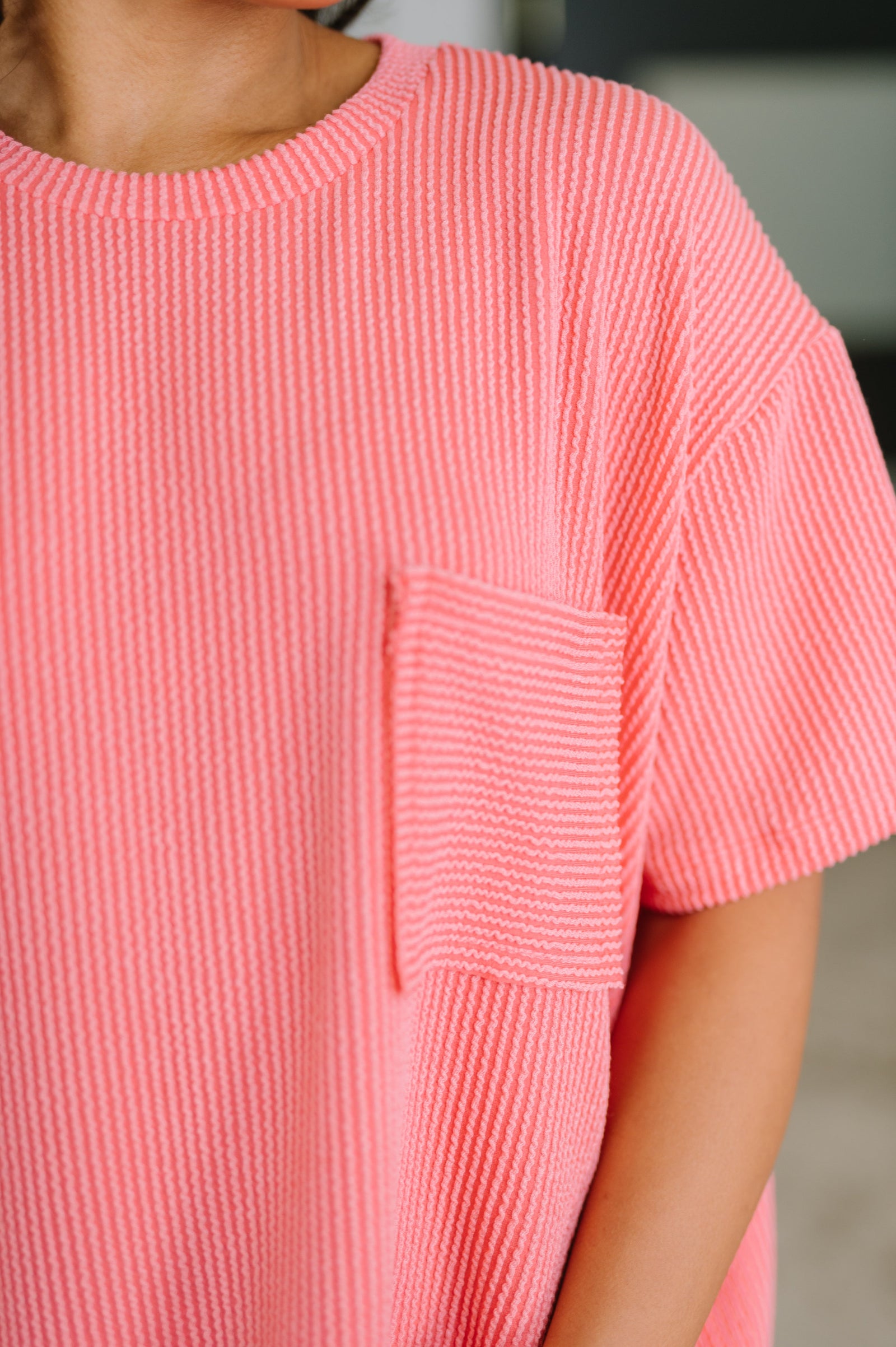 Not That complicated Textured Boxy Tee in Salmon (SM-3X)