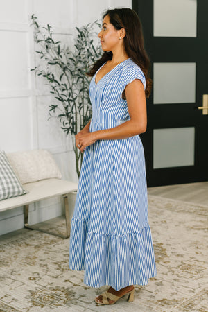 Only Chance Pleated Smock Waist Maxi Dress in Blue (SM-3X)
