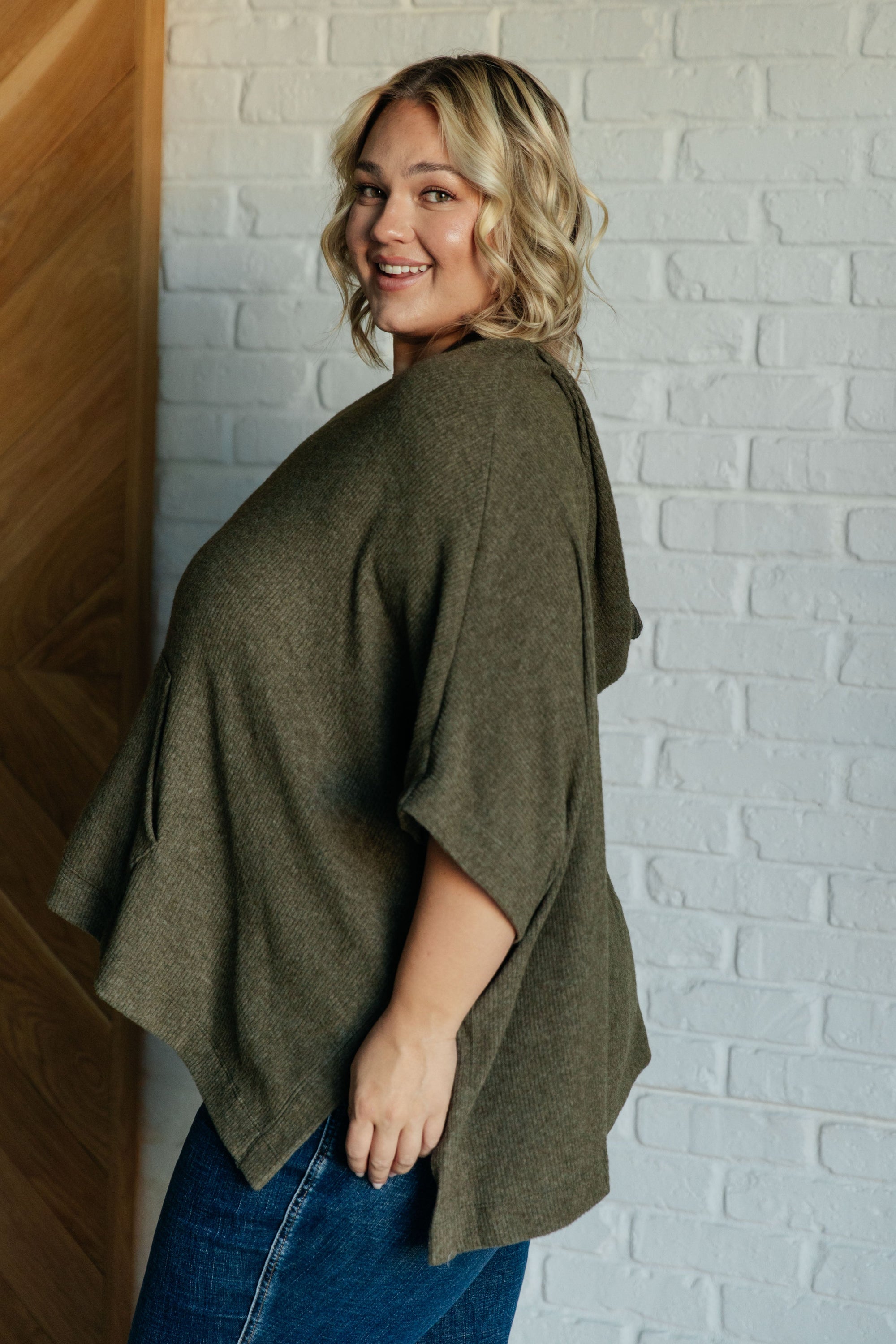 Perfectly Poised Hooded Poncho in Olive (SM-3X)