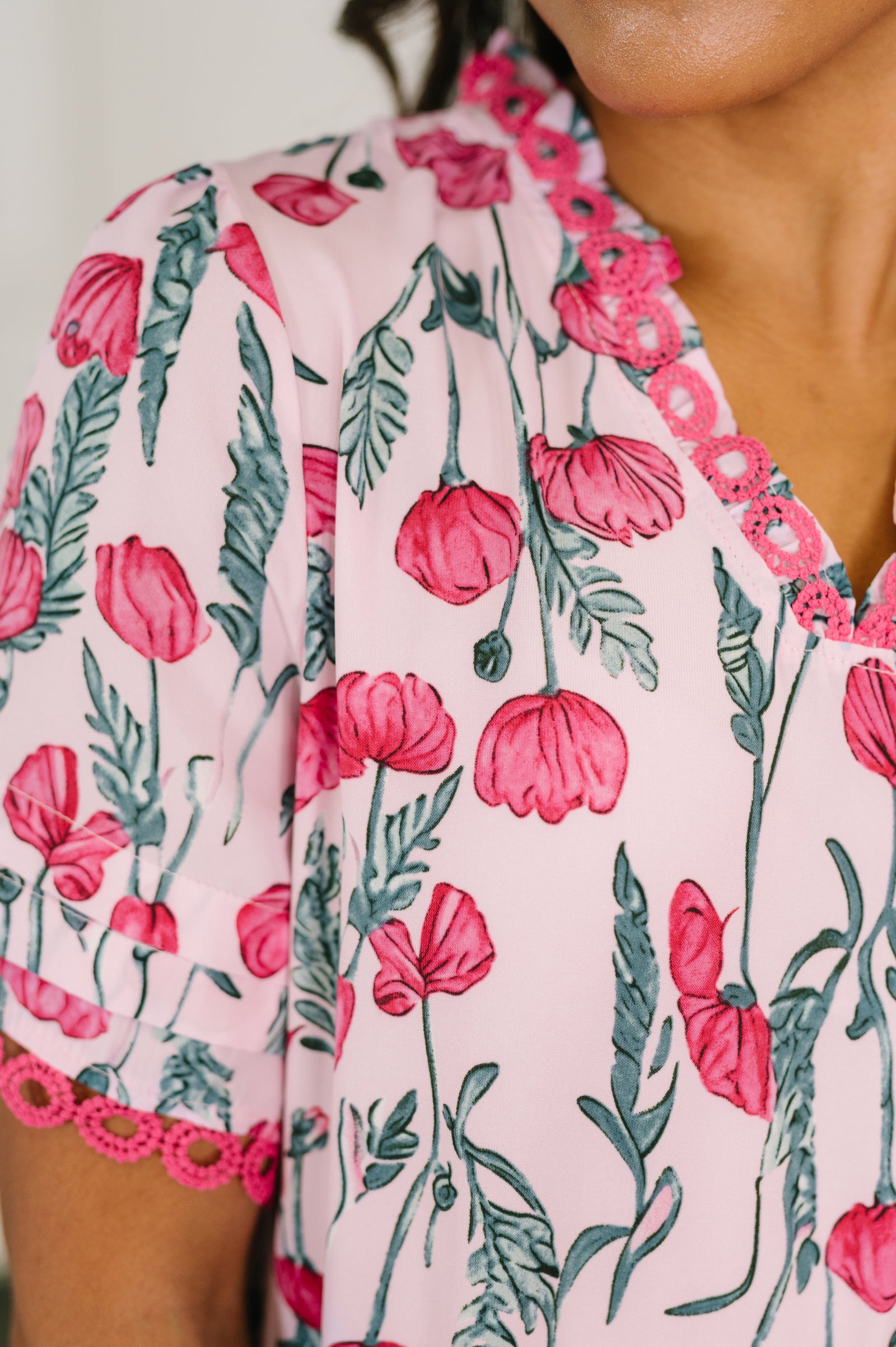 Show me Now Trim Detail Blouse (SM-XL)