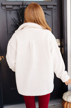 Shrouded in Sherpa Coat in White (SM-3X)