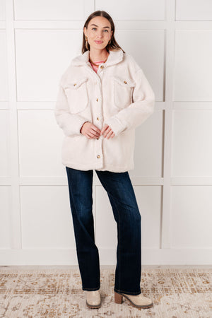 Shrouded in Sherpa Coat in White (SM-3X)