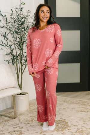 Snowflake Sniffles Pajama Set in Red (SM-3X)