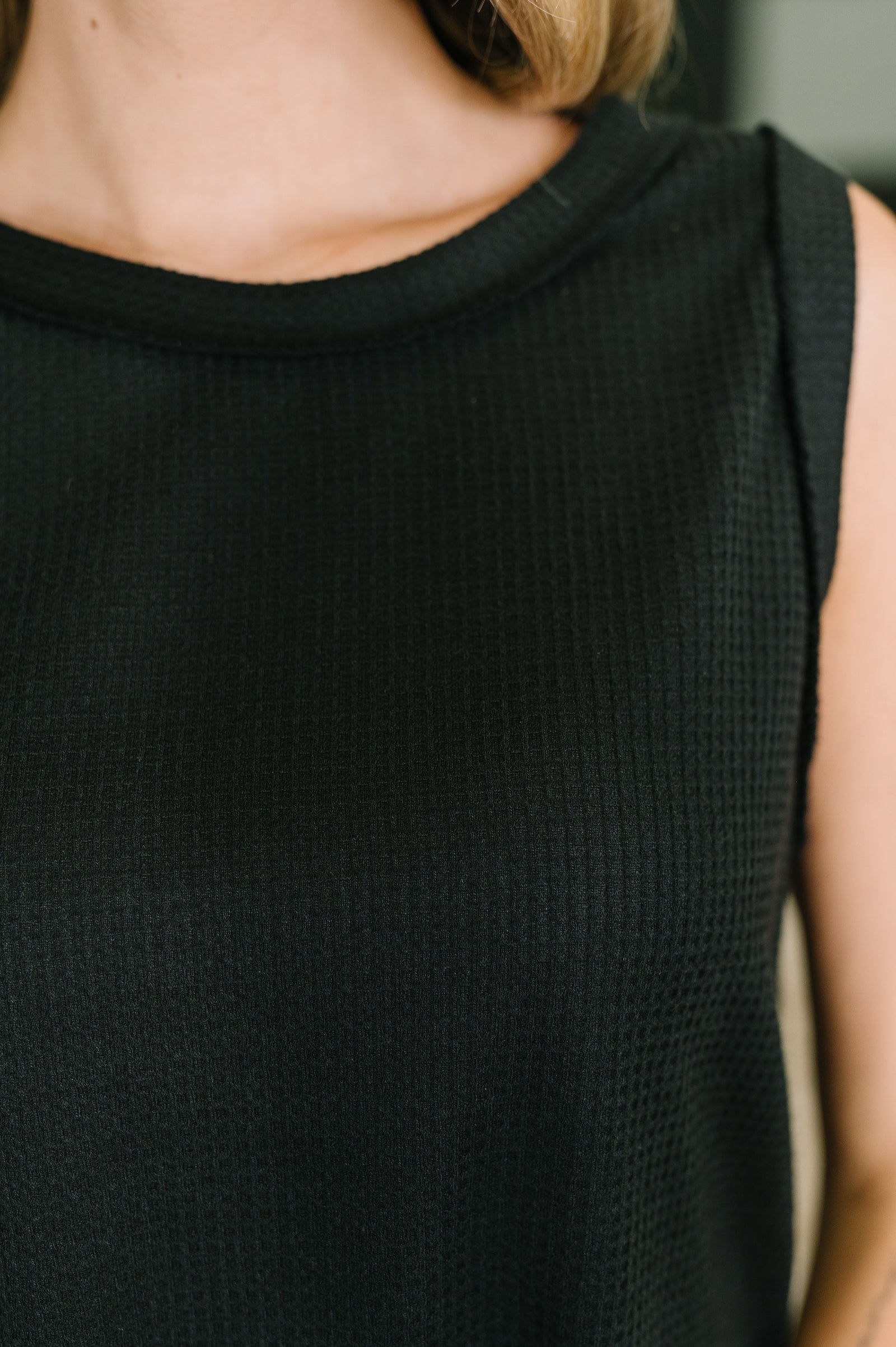 Thread Theory Round Neck Tank in Black (SM-3X)