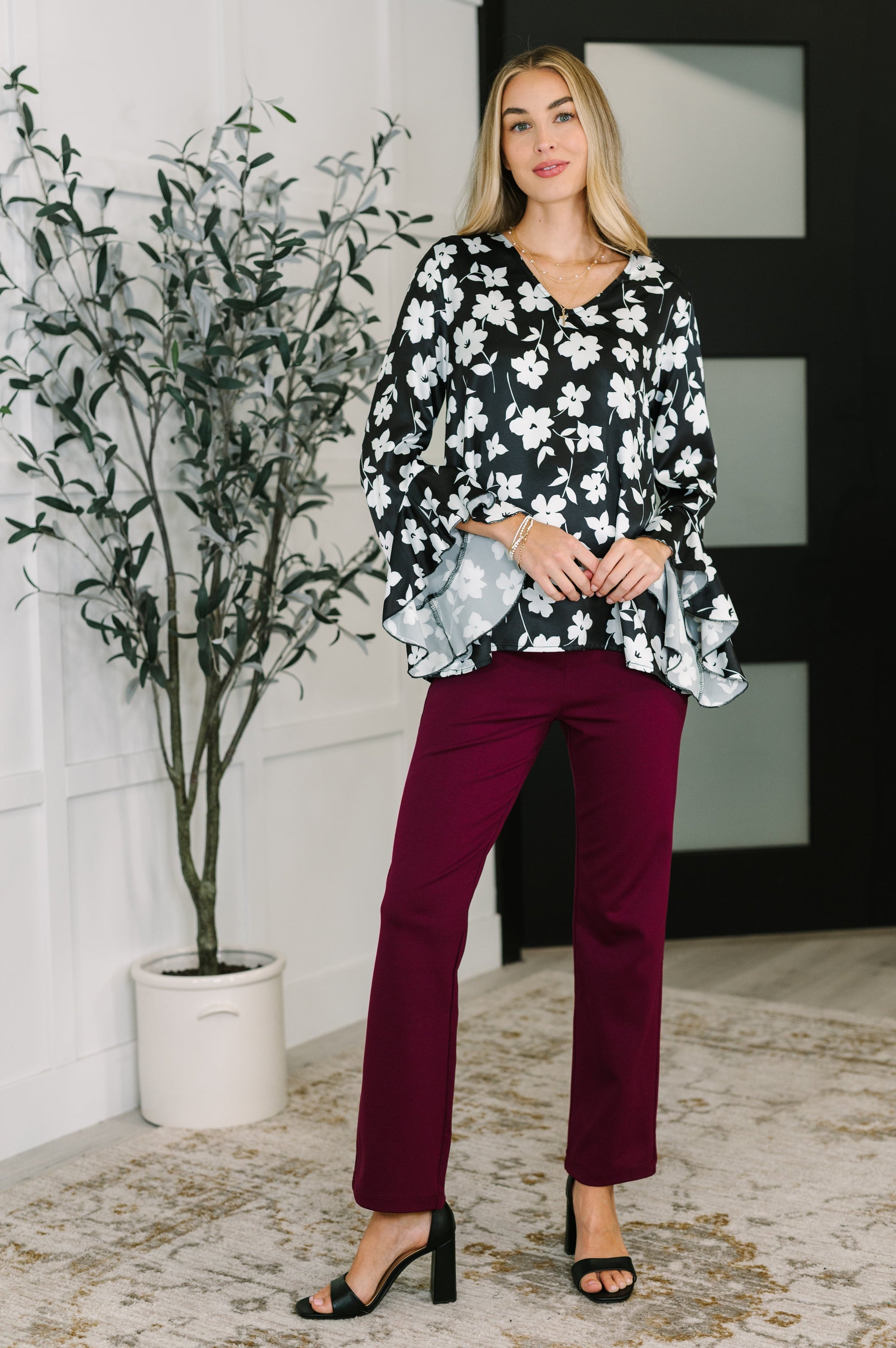 Time and Time Again Floral Blouse (SM-3X)