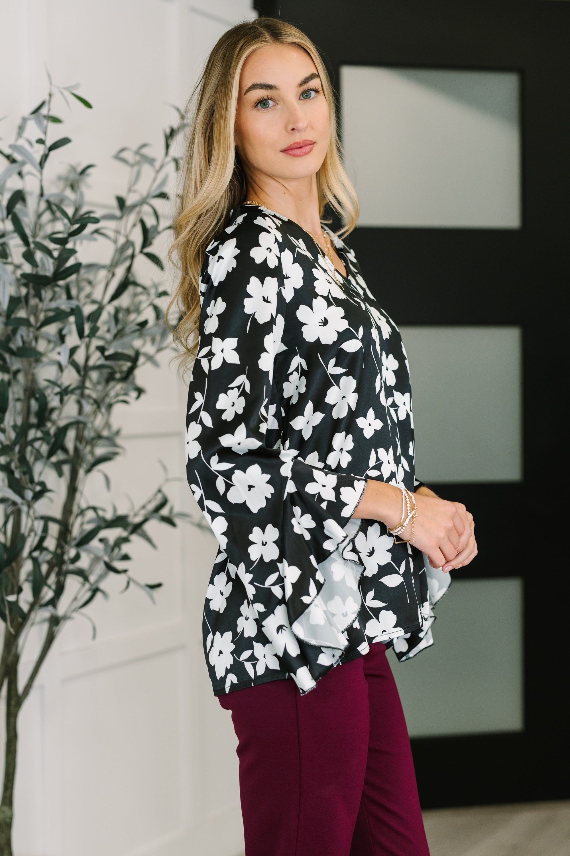 Time and Time Again Floral Blouse (SM-3X)