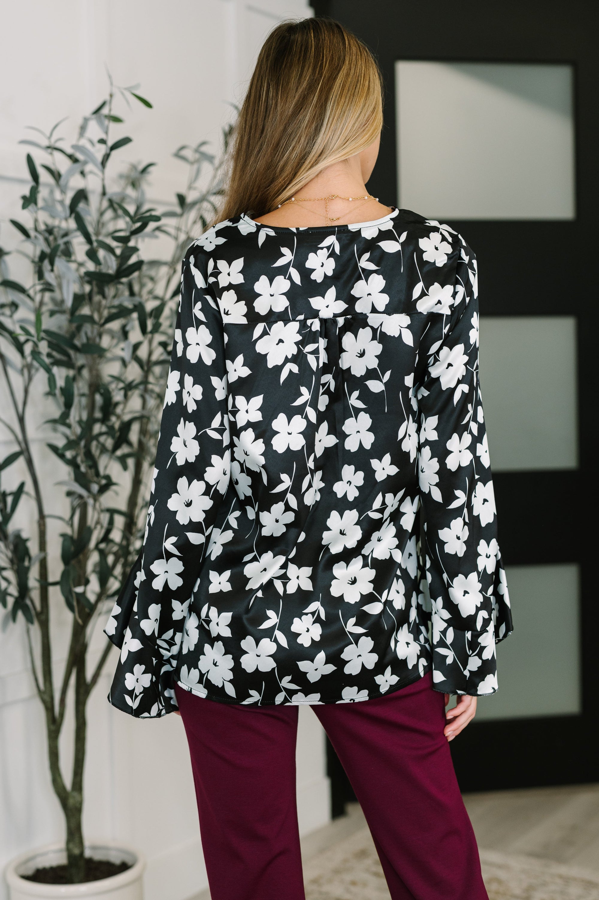 Time and Time Again Floral Blouse (SM-3X)