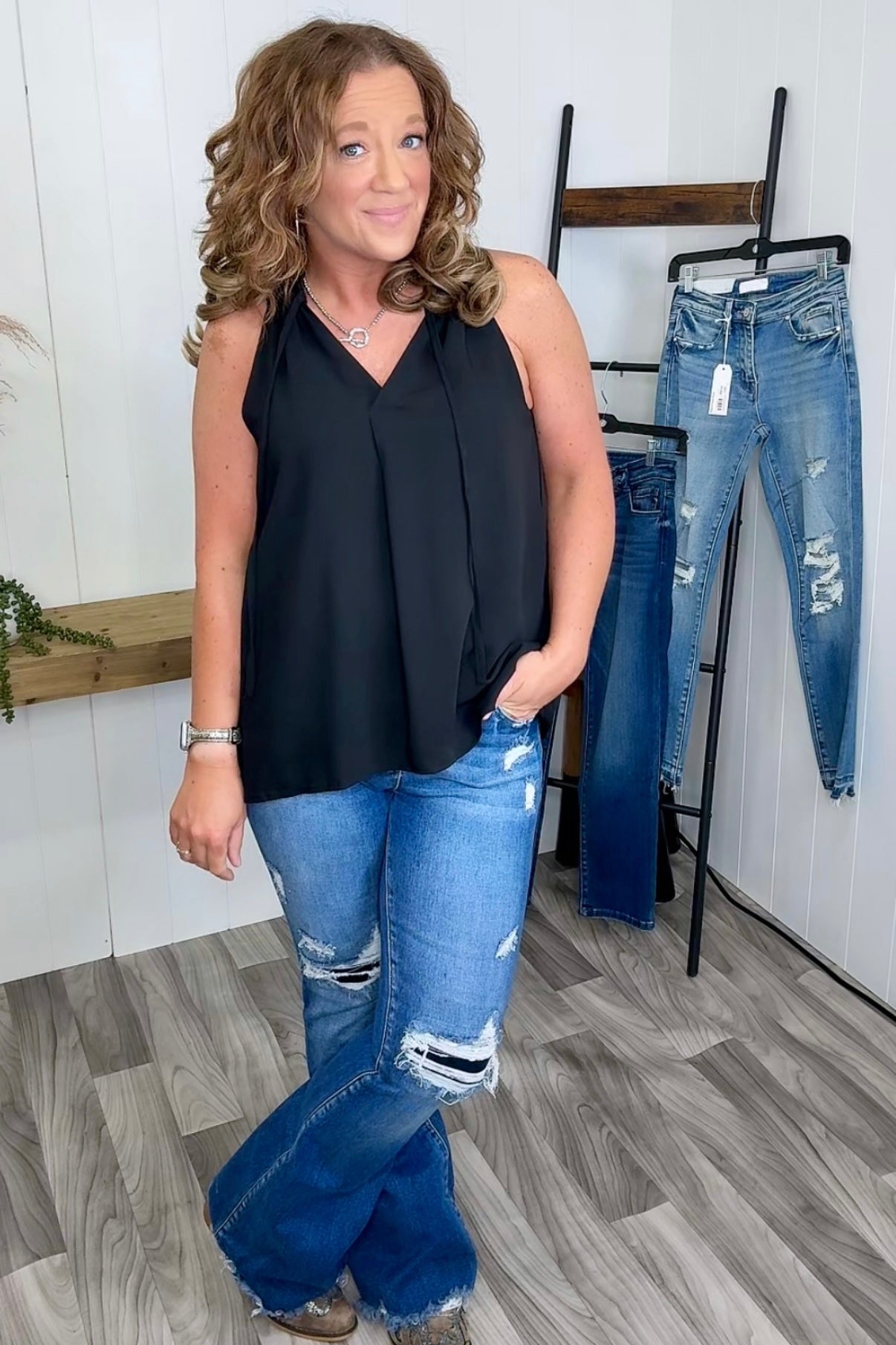 Black Ruffle Vneck Halter Tank (SM-XL)