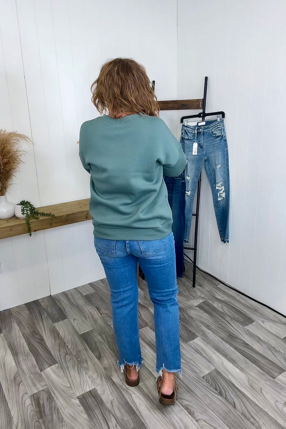 Jade Geen Basic Fleece Crewneck Sweatshirt (SM-3X)