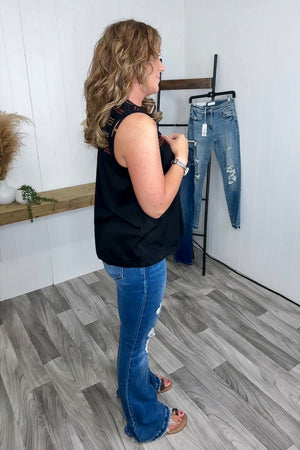 Black Color Stitch Vneck Flowy Tank (SM-XL)