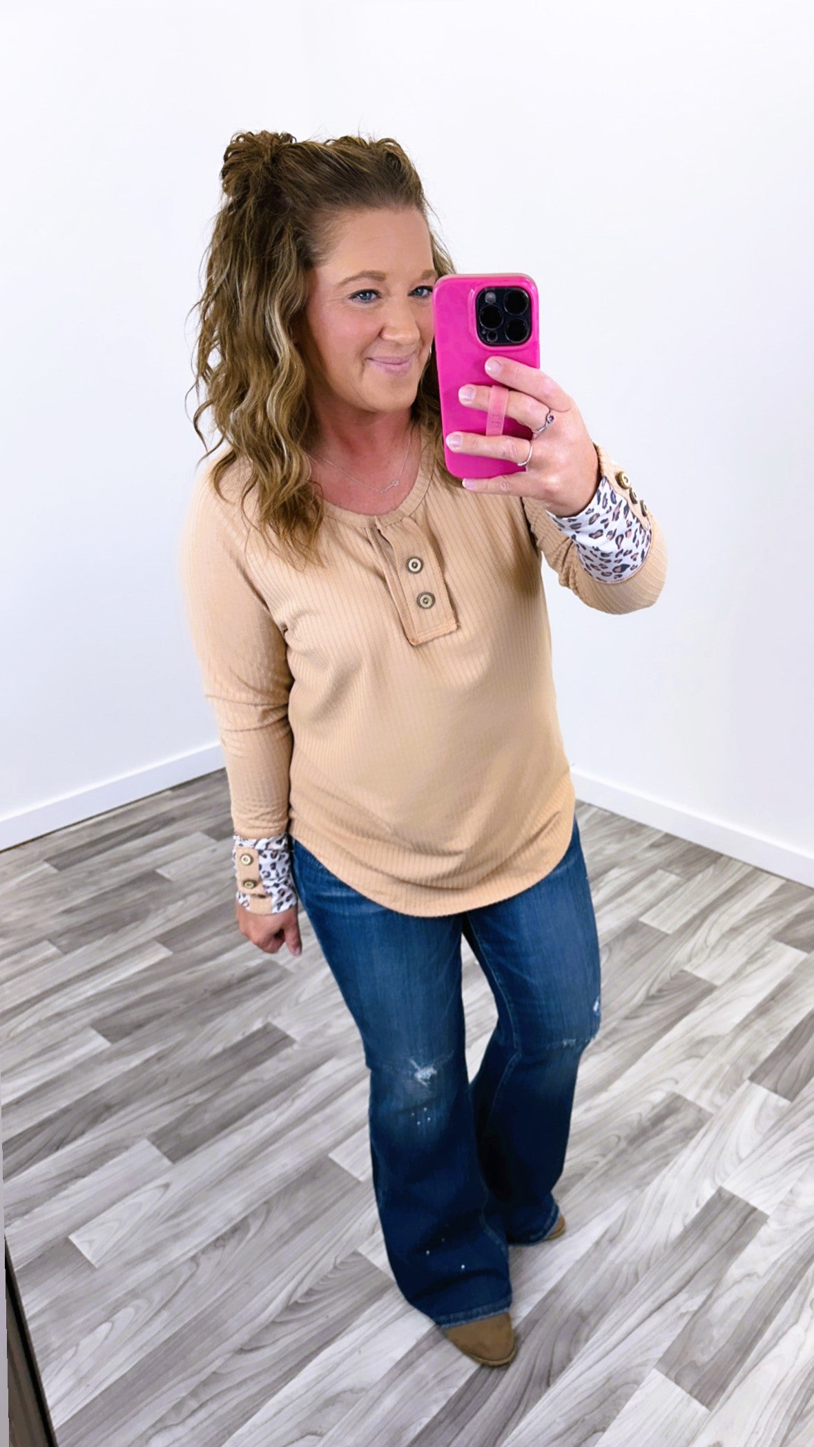 Taupe Ribbed Leopard Button Sleeve LS (SM-XL)