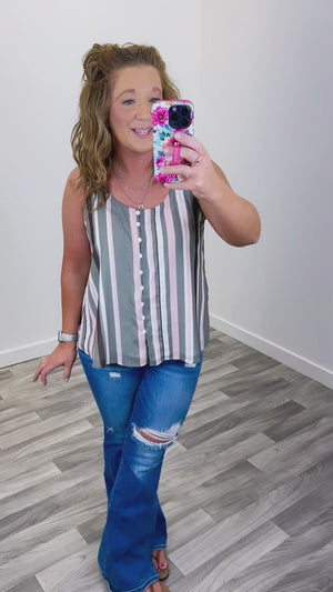 Olive Pink Buttoned Bliss Tank (SM-XL)