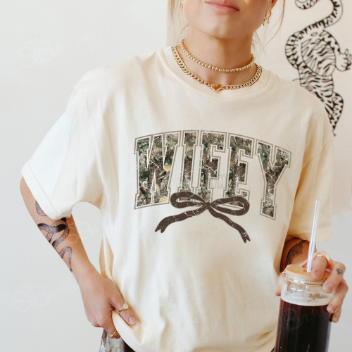 Wifey RT Camo Bow Tee - Preorder - STB Boutique